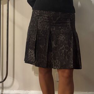 Tuleh 100% wool skirt